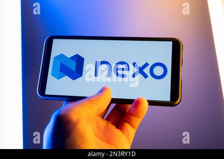 Polen. 07. Februar 2023. In dieser Fotoabbildung wird ein Nexo-Logo auf einem Smartphone angezeigt. Kredit: SOPA Images Limited/Alamy Live News Stockfoto