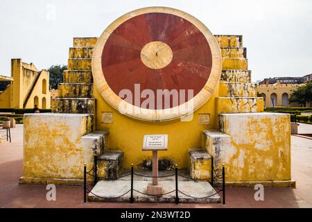 Narivalaya Yantra, Jantar Mantar Observatory, Jaipur, Jaipur, Rajasthan, Indien Stockfoto