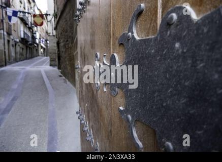 Details der alten mittelalterlichen Tür, Kunst und antiken Dekoration Stockfoto