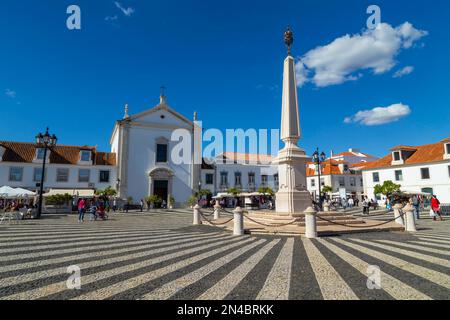 VILA REAL DE SANTO ANTONIO, PORTUGAL - 11. JUNI 2022 - Blick auf den Marquis des Pombal Platzes (Praca do Marques de Pombal), Vila Real de Santo Antonio, Stockfoto