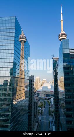 Juli 10 2022, Toronto, Ontario, Kanada. CN Tower. Luke Durda/Alamy Stockfoto