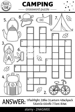 Vector Schwarzweiß Camping Kreuzworträtsel für Kinder. Einfaches Quiz zum Sommerlager mit Forstausrüstung. Aktivität mit Laterne, Zelt, Rucksack Stock Vektor