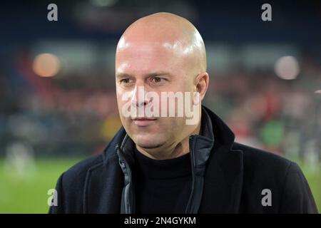 ROTTERDAM - Feyenoord leitet Arne Slot vor der Runde 16 des KNVB-Pokals zwischen Feyenoord und NEC am Feyenoord Stadium de Kuip am 8. Februar 2023 in Rotterdam, Niederlande. ANP GERRIT VAN KOLOLEN Stockfoto