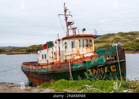 Der alte Trottel zieht Tanac am Channel Port aux Basques in Neufundland, Kanada. Stockfoto