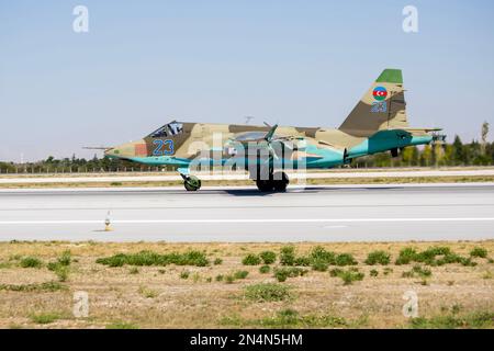 Konya, Türkei - 07 01 2021: Anatolian Eagle Aserbaidschan Air Force Exercise 2021 Aserbaidschan Air Force Mig 29 Kampfflugzeug in Rollposition in Kon Stockfoto