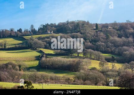 Blick auf den IDE Hill und seine Kirche in der Nähe von Sevenoaks in Kent, England Stockfoto