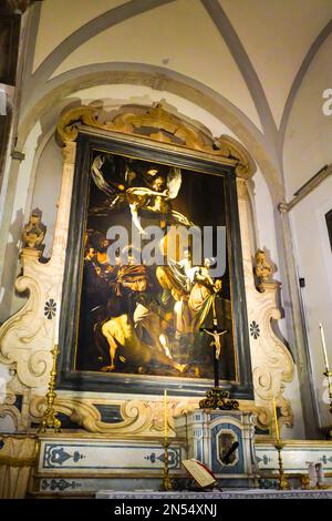 Ein Blick auf Caravaggios berühmtes Gemälde, die sieben Werke der Barmherzigkeit. Im Pio Monte della Misericordia in Neapel, Neapel, Italien, Italien. Stockfoto