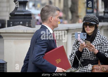 Mark Harper MP (Con: Forest of Dean) Secretary of State Transport – leaving the Cabinet Office in Whitehall, Januar 2023 Stockfoto