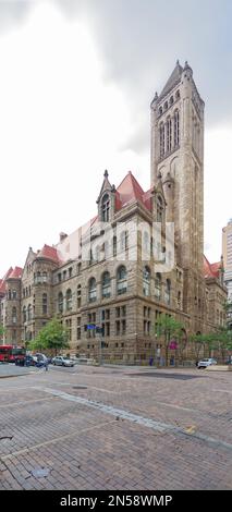 Das Allegheny County Courthouse and Jail an der Grant Street in Pittsburgh zählt zu den wichtigsten architektonischen Wahrzeichen Pennsylvanias. Stockfoto