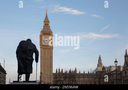 Winston Churchill Statue am Parliament Square London Stockfoto