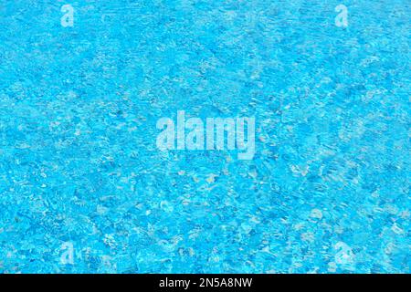 Blaue Pooloberfläche, Poolwasser Hintergrund Stockfoto