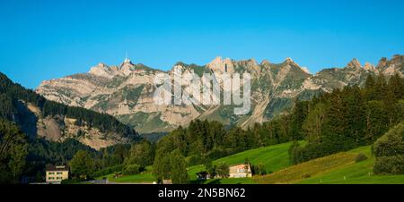 Blick auf die Saentis von Schwaegalp am Nachmittag, Ostschweiz, Schweiz, Appenzell, Ausserrhoden Stockfoto