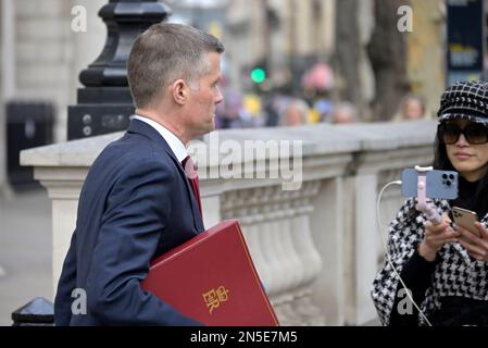 Mark Harper MP (Con: Forest of Dean) Secretary of State Transport – leaving the Cabinet Office in Whitehall, Januar 2023 Stockfoto