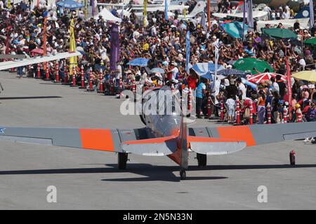 ESKISEHIR, TURKIYE - 18. SEPTEMBER 2022: Demonstrationsflugzeuge auf der Sivrihisar SHG Airshow Stockfoto