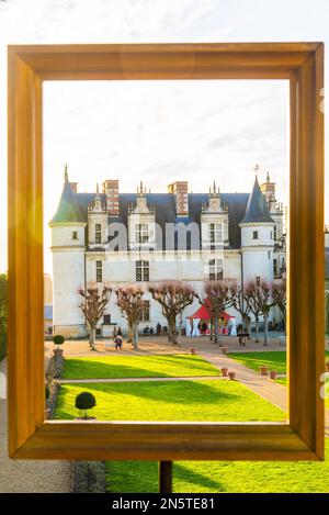 Amboise, Frankreich - 30 2022. Dez.: Herrlicher königlicher Garten im Schloss Amboise Stockfoto