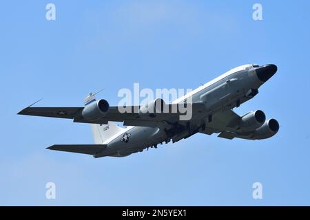 Tokio, Japan - 06. Oktober 2018: US Air Force Boeing RC-135W Nivet Joint SIGINT (Signals Intelligence)-Flugzeug. Stockfoto