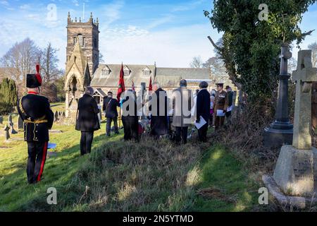 Eine Gedenkfeier auf dem Kirchenfriedhof Rostherne für den SAS-Soldaten Major Paul Wright RE, der im Dhofar-Krieg am 6 1973. Februar im Einsatz getötet wurde Stockfoto