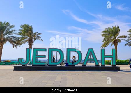 Jeddah, Saudi-Arabien - 18. Januar 2023: Jeddah-Schild an New Beech, Waterfront Stockfoto