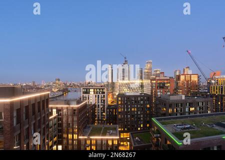 Neun Elms ist ein neues Wohn-, Kultur- und Geschäftsviertel in Battersea, dem Stadtteil Wandsworth Stockfoto