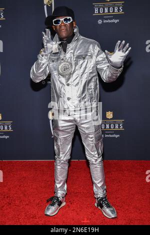 Flavor Flav auf dem roten Teppich bei den NFL Honors in der Symphony Hall im Phoenix Convention Center in Phoenix, Arizona. Foto: Donnerstag, 9. Februar 2023. Der Super Bowl LVII findet am Sonntag, den 12. Februar 2023 zwischen den Kansas City Chiefs und den Philadelphia Eagles statt. Stockfoto