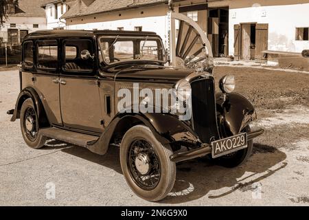 Oldtimer Hillman Minx Baujahr 1933, 3 Gänge, 1.185 cm Hubraum, 4 Zylinder, 30 ps, 950 kg Gewicht, Österreich Stockfoto
