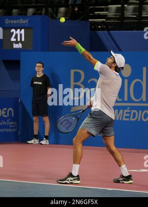 Montpellier, Frankreich - 09/02/2023, Borna Coric (CRO) im Kampf gegen Arthur Rinderknech (FRA) während des Open Sud de France 2023, ATP 250 Tennis Turnier am 9. Februar 2023 in der Sud de France Arena in Pérols bei Montpellier, Frankreich - Photo Patrick Cannaux / DPPI Stockfoto