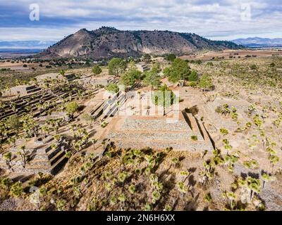 Luftaufnahme der mesoamerikanischen Ausgrabungsstätte Cantona, Puebla, Mexiko Stockfoto