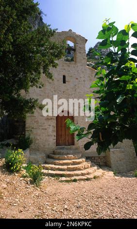 Eremitage von St. Ser in montagne Sainte Victoire, in der Nähe von Aix en Provence, gemalt und popularisiert vom französischen Maler Cezanne Stockfoto