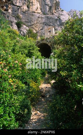 Eremitage von St. Ser in montagne Sainte Victoire, in der Nähe von Aix en Provence, gemalt und popularisiert vom französischen Maler Cezanne Stockfoto