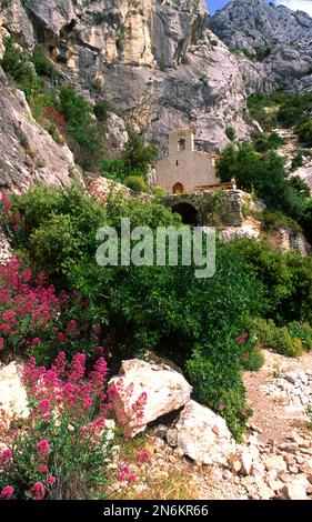 Eremitage von St. Ser in montagne Sainte Victoire, in der Nähe von Aix en Provence, gemalt und popularisiert vom französischen Maler Cezanne Stockfoto