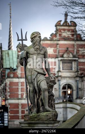 Petzolds Neptun-Statue in Børsen, Kopenhagen, Dänemark Stockfoto