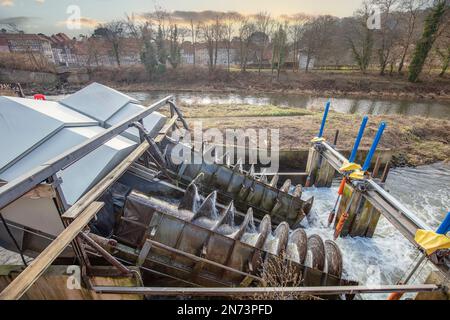 Hannoversch Münden, Altstadt, Stadt mit drei Flüssen, Wasserkraft, Turbine, Niedersachsen, Deutschland Stockfoto