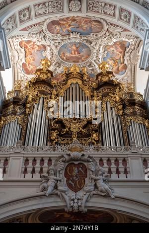 Die größte Orgel der Welt im Passauer Dom in Bayern Stockfoto