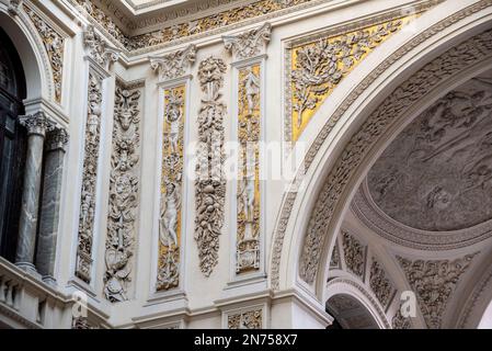 Galerie Umberto I in Neapel, im Jugendstil gebaut, Süditalien Stockfoto