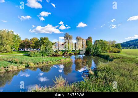 Fränkische Saale, Abschlussfeier, Reflexion, Herbst, Bad Kissingen, Franken, Bayern, Deutschland, Europa Stockfoto