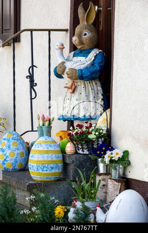 Deutschland, Hessen, Südhessen Bergstraße, Bensheim-Auerbach, Osterdekoration Stockfoto
