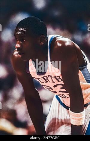 Michael Jordan (23), North Carolina, im East Regional Semi Finals der NCAA Basketball Championships gegen Indiana. Stockfoto