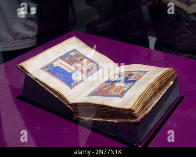 Der ursprüngliche Sarajevo Haggadah, einer der ältesten sephardischen Haggadahs der Welt, stammt aus Barcelona um 1350. Stockfoto