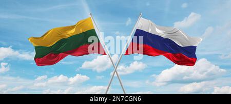 Zwei gekreuzte Flaggen Russland und Litauen winken im Wind am bewölkten Himmel. Beziehungskonzept, Dialog, Reisen zwischen zwei Ländern. 3D Illustration Stockfoto