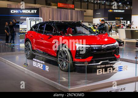 Chicago, IL, USA - 9. Februar 2023: 2024 Chevrolet Blazer Elektro-SUV. Stockfoto