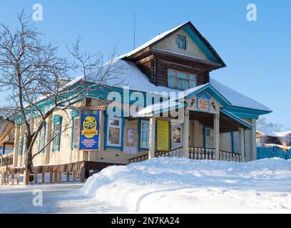 MYSHKIN, RUSSLAND - 07. JANUAR 2023: „Mouse Museum“ aus der Nähe an einem sonnigen Januar-Tag Stockfoto