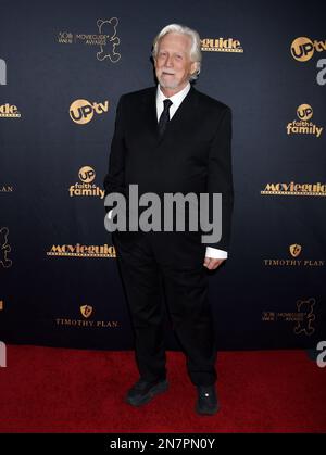 Hollywood, USA. 10. Februar 2023. Bruce Davison kommt am 10. Februar 2023 zu den 30. Annual MovieGuide Awards, die im Avalon Hollywood in Hollywood, Kalifornien, abgehalten werden. © Janet Gough / AFF-USA.COM Kredit: AFF/Alamy Live News Stockfoto