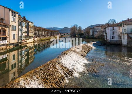 Flusssalat in Saint Girons, Ariege, Occitanie, Frankreich Stockfoto