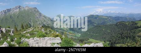 Croix des Frettes et Croix de Fer Trail, aravis Mountain, französische alpen, La Giettaz, frankreich Stockfoto