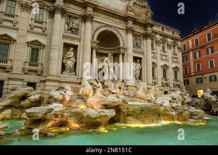 Blick auf Trevibrunnen, Neptun, Skulpturengruppe, Barock, Nicola Salvi, Rom, Latium, Italien, Europa Stockfoto