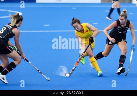 Sydney, Australien. 11. Februar 2023. MA Ning (C) aus China tritt beim FIH Hockey Pro League Frauenwettbewerb zwischen China und Deutschland am 11. Februar 2023 in Sydney, Australien, an. Kredit: Bai Xuefei/Xinhua/Alamy Live News Stockfoto