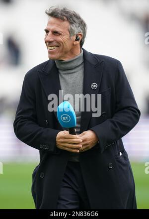 Der ehemalige Fußballer Gianfranco Zola reagiert vor dem Spiel der Premier League im London Stadium in London. Foto: Samstag, 11. Februar 2023. Stockfoto