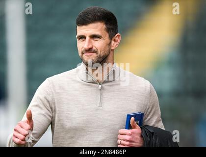 Plymouth, Großbritannien. 11. Februar 2023. Portsmouth Manager John Mousinho (m) erscheint während des Sky Bet League 1-Spiels Plymouth Argyle vs Portsmouth at Home Park, Plymouth, Großbritannien, 11. Februar 2023 (Foto von Stanley Kasala/News Images) in Plymouth, Großbritannien, am 2./11. Februar 2023. (Foto: Stanley Kasala/News Images/Sipa USA) Guthaben: SIPA USA/Alamy Live News Stockfoto