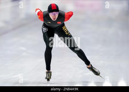 TOMASZOW MAZOWIECKI, POLEN - FEBRUAR 11: Yu Wu aus China tritt bei der ISU Speed Skating World Cup 5 am 11. Februar 2023 in Tomaszow Mazowiecki, Polen, an der Männer B Group 5000m Teil (Foto: Andre Weening/Orange Pictures). Kredit: Orange Pics BV/Alamy Live News Stockfoto