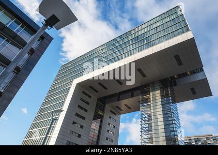 Kranhaus modernes Gebäude am Rheinauhafen in Köln Stockfoto